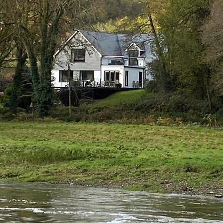 Riverside Stay Gunnislake Екстер'єр фото